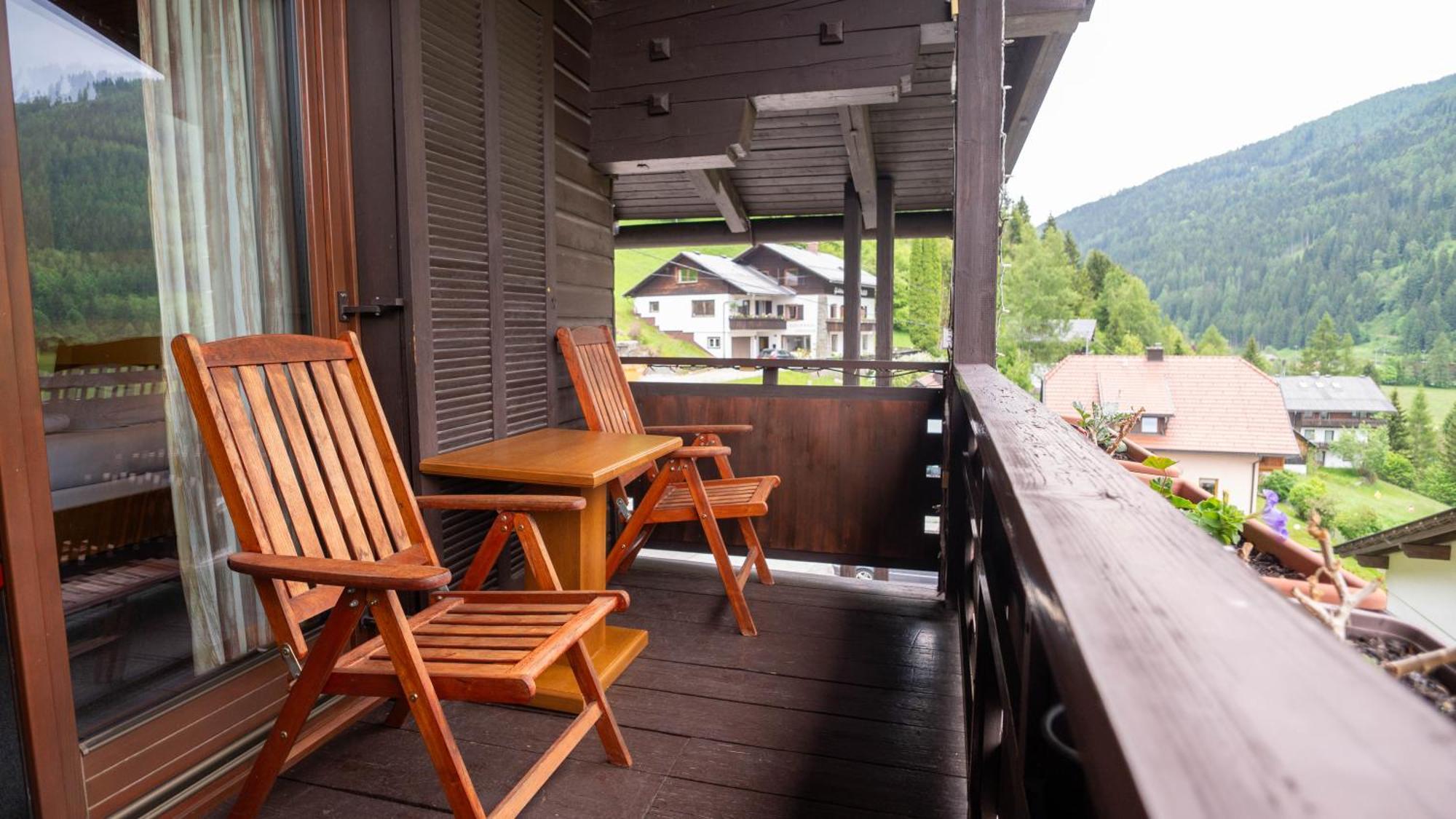 Haus Anna - Kaernten Card Im Sommer Inklusive Bad Kleinkirchheim Exterior foto